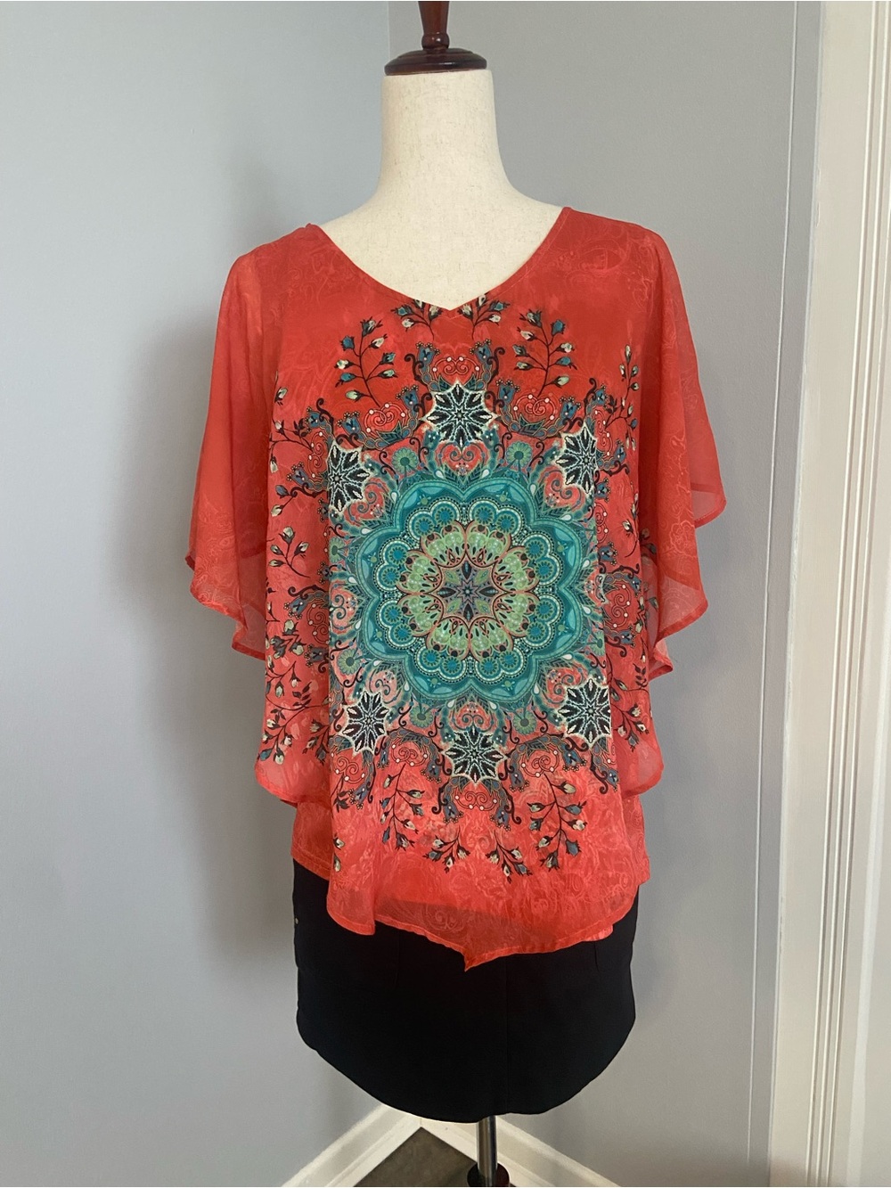 Masseys women’s Coral Tunic with kaftan teal Medallion Print with inner L EUC - Picture 3 of 16